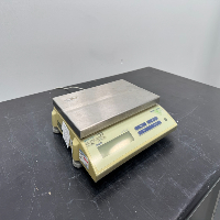 Mettler Toledo SB16001 Digital Scale image 0